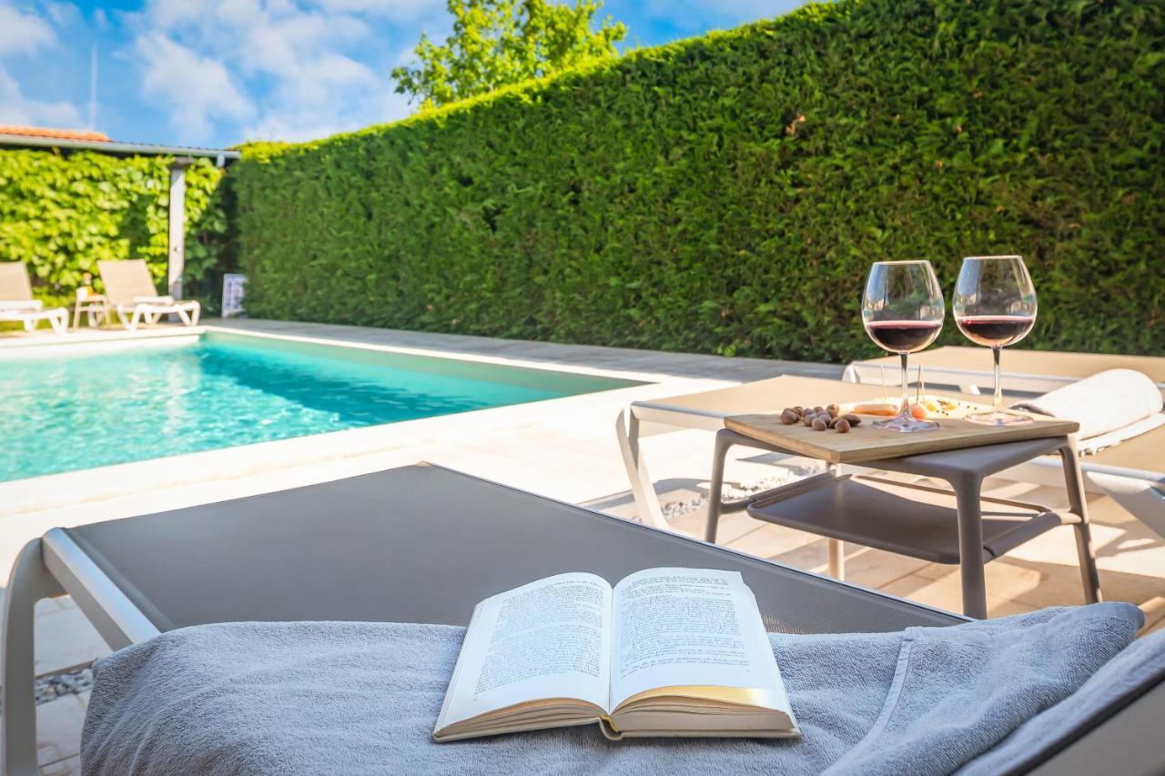 Villa Oasi Verde Bibici ภายนอก รูปภาพ