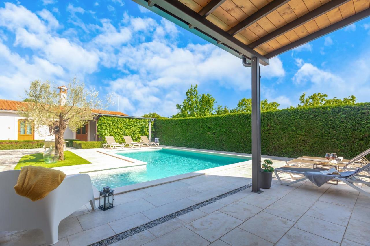 Villa Oasi Verde Bibici ภายนอก รูปภาพ